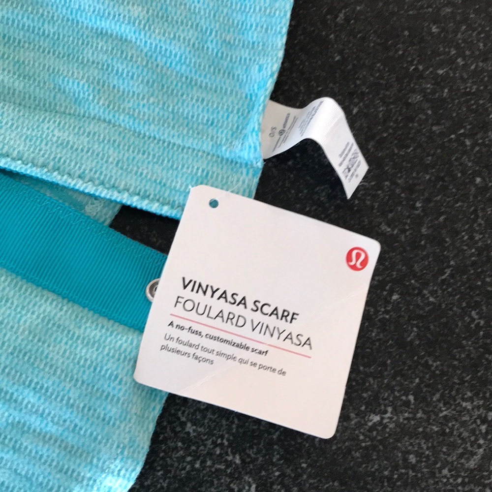 Lululemon Vinyasa Scarf in Turquoise